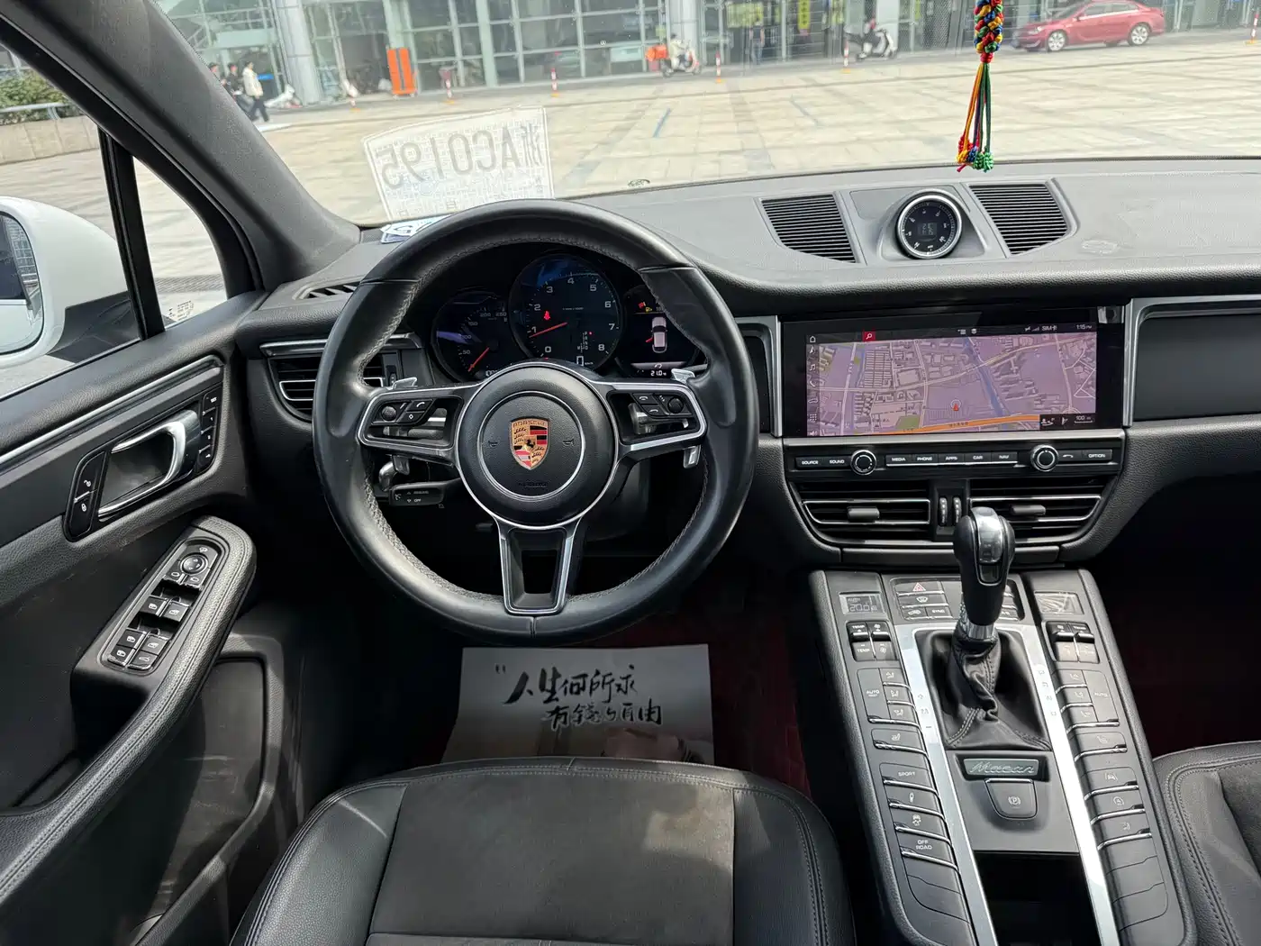 Porsche Macan 2018 Macan 2.0T фото 8