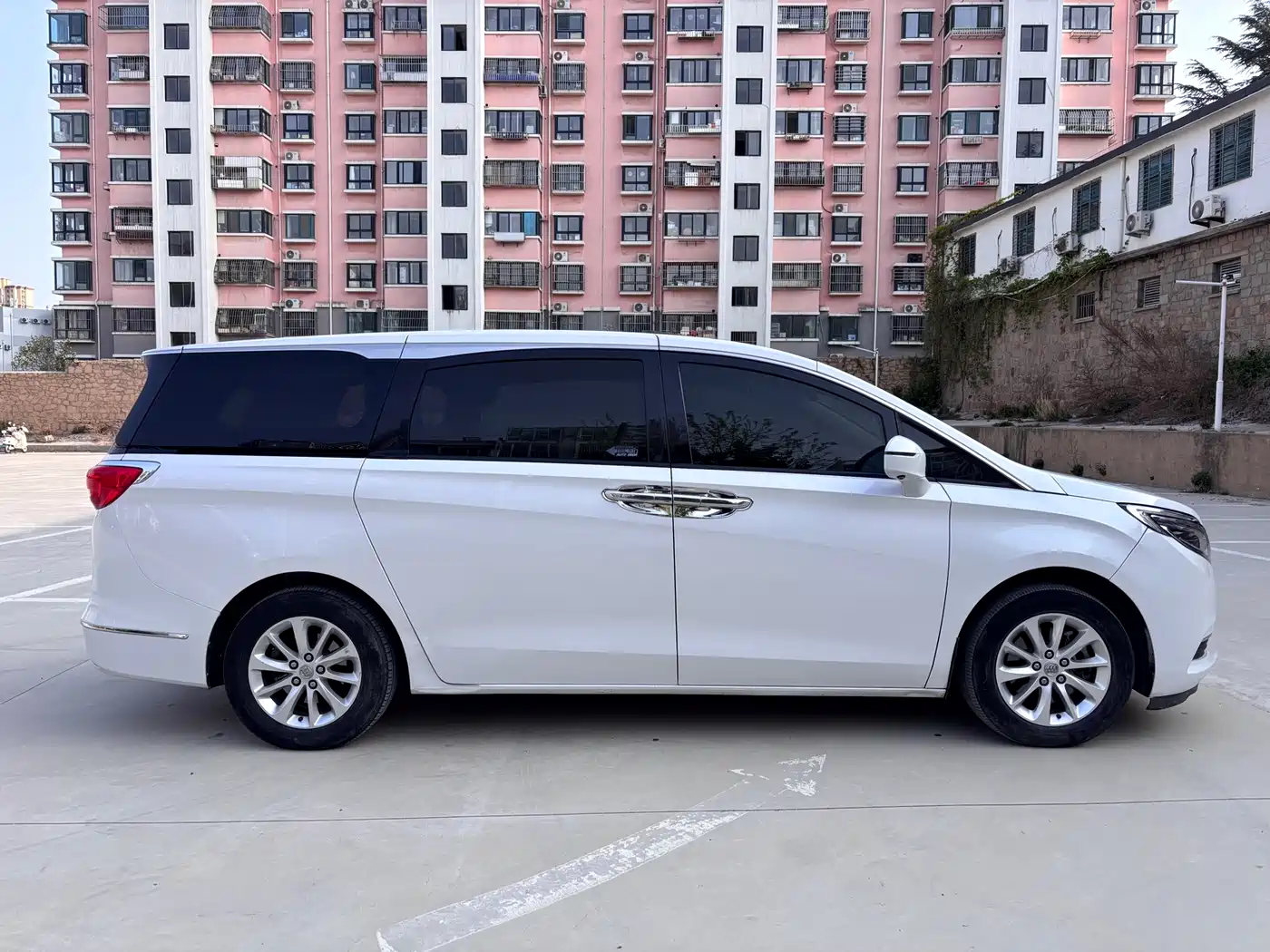 Buick GL8 2017 ES 28T Premium China V фото 6