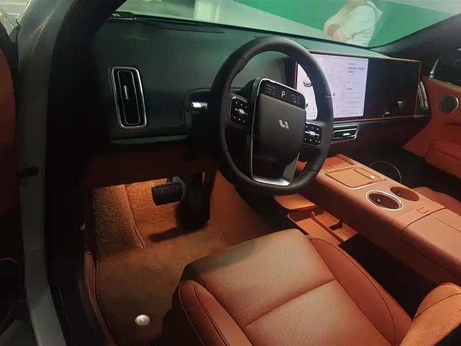 Li Auto IDEAL L6