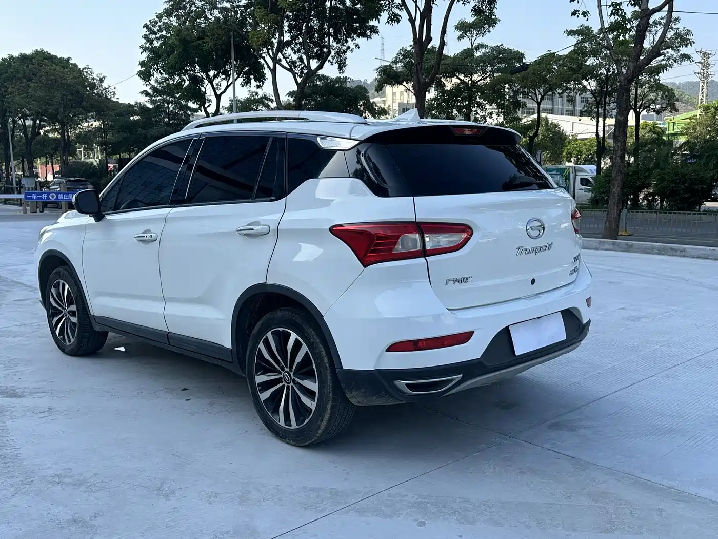 GAC Trumpchi Trumpchi GS4 2015 200T G-DCT Premium Edition фото 7