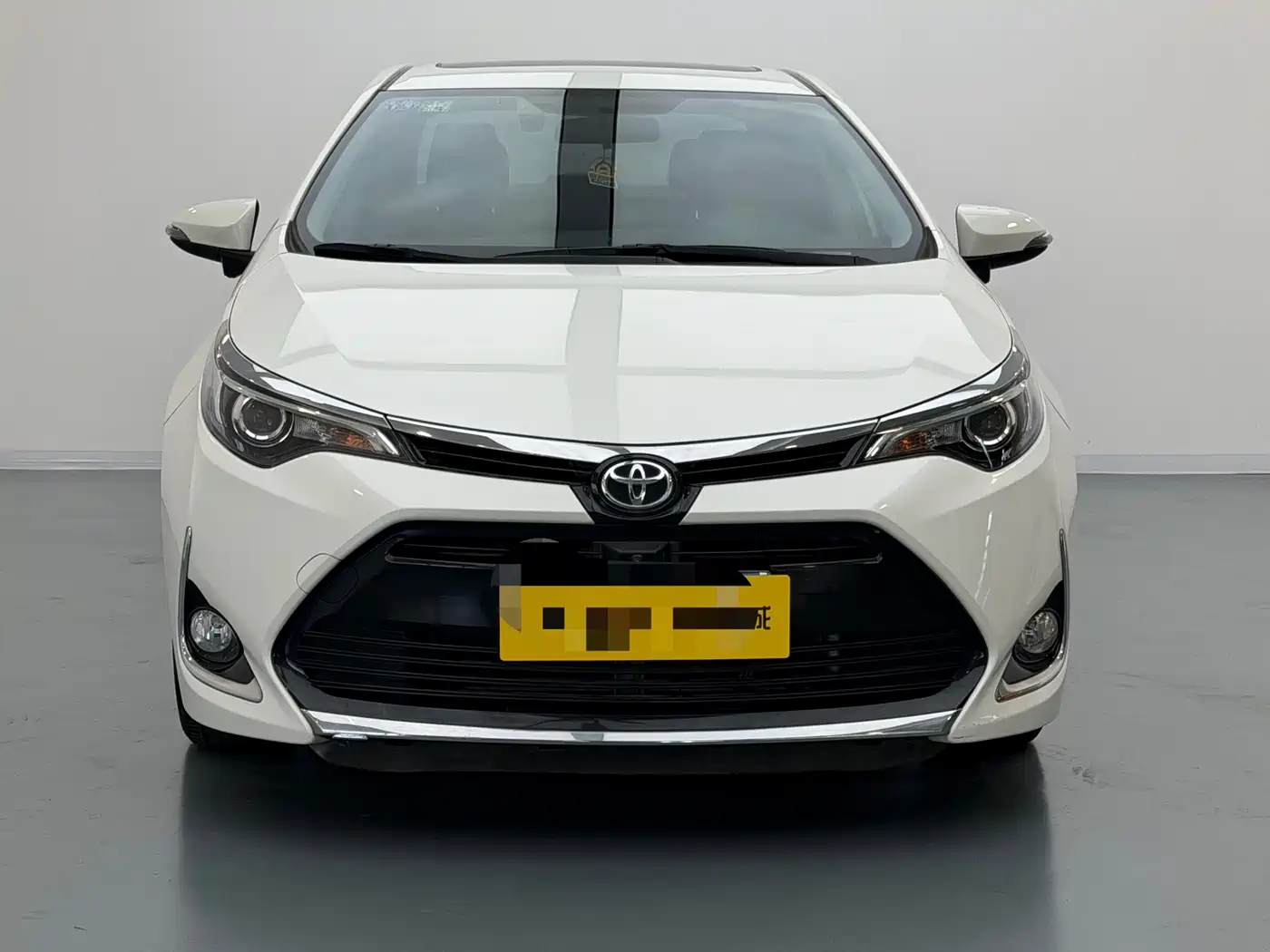 Toyota Levin 2017 Facelift 185T CVT Elite (China V) фото 2