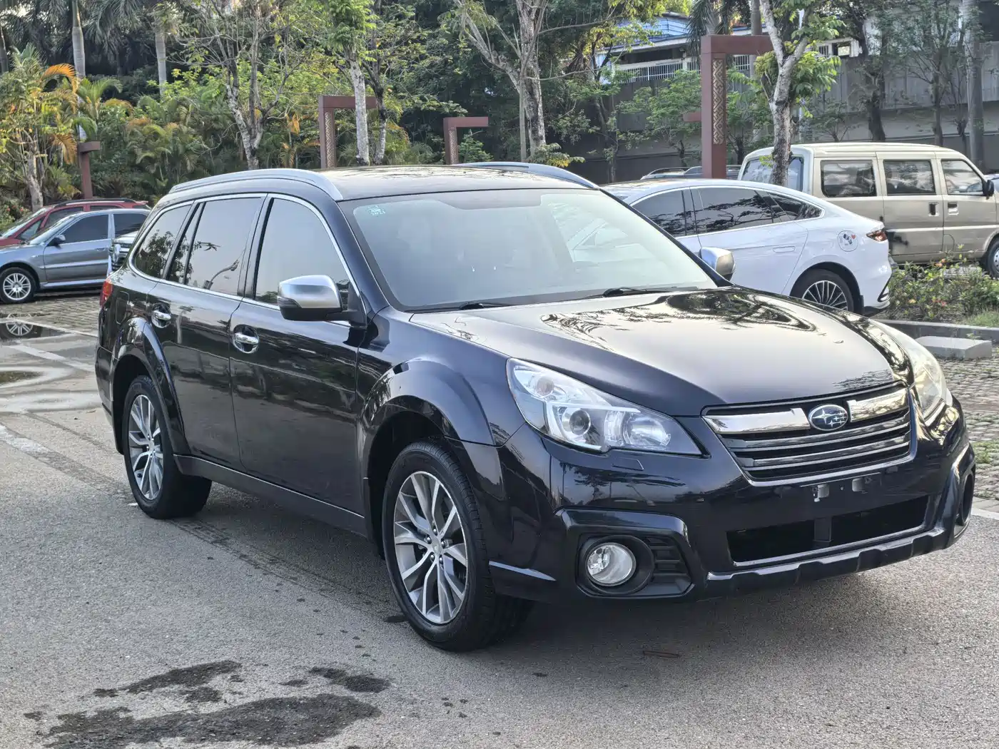 Subaru Outback 2014 2.5i Elegance Sport Edition фото 3
