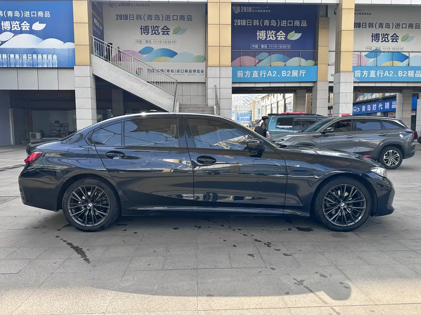 BMW 3 Series 2023 325Li M Sport Black Night Package фото 11