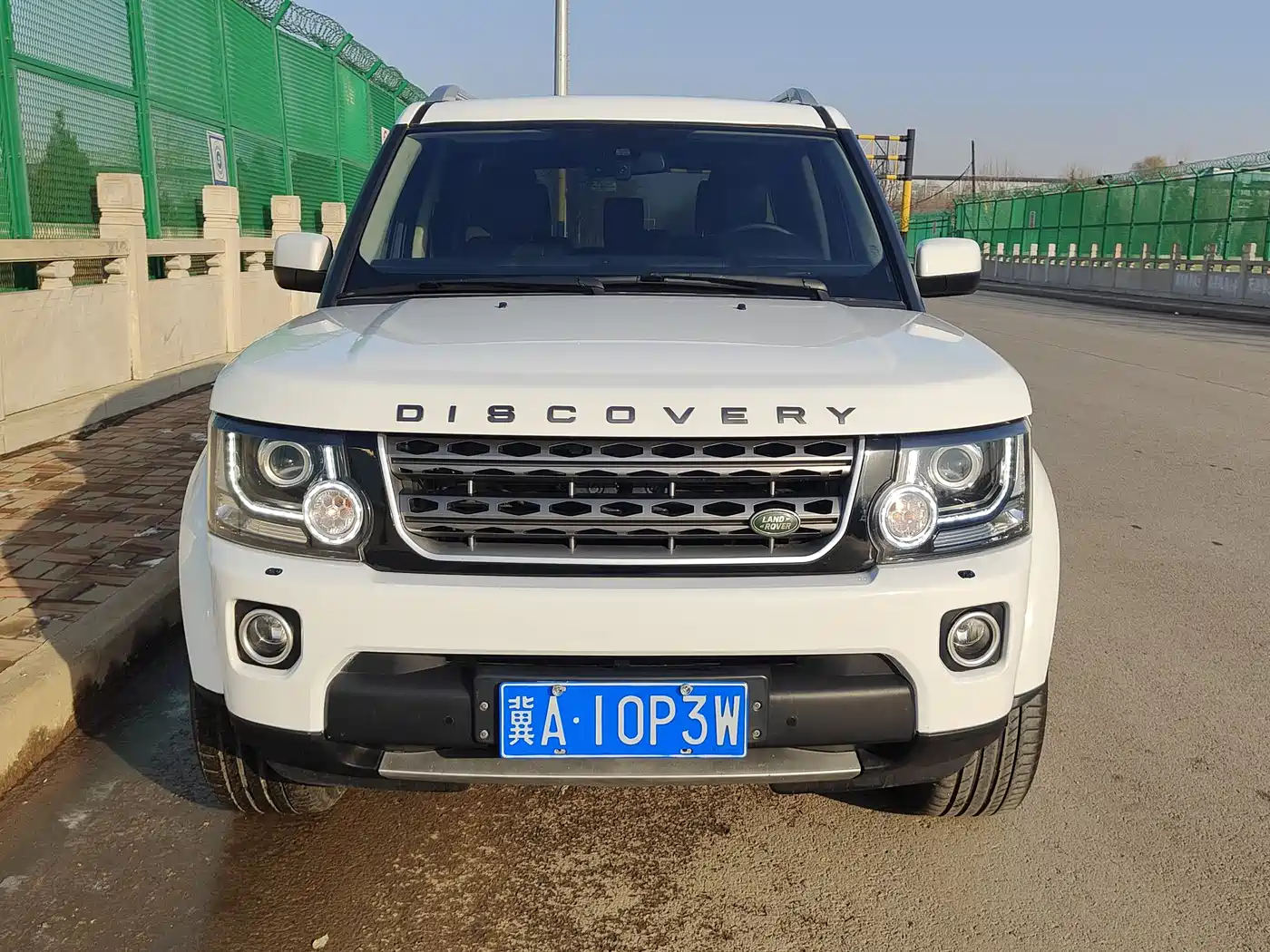 Land Rover Discovery 2012 5.0 V8 HSE фото 2