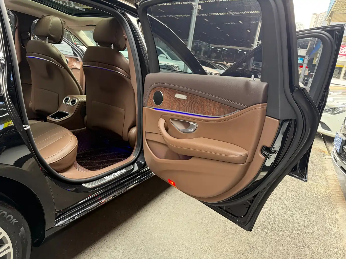 Mercedes-Benz E-Class 2023 Facelift E 300 L Fashion фото 24