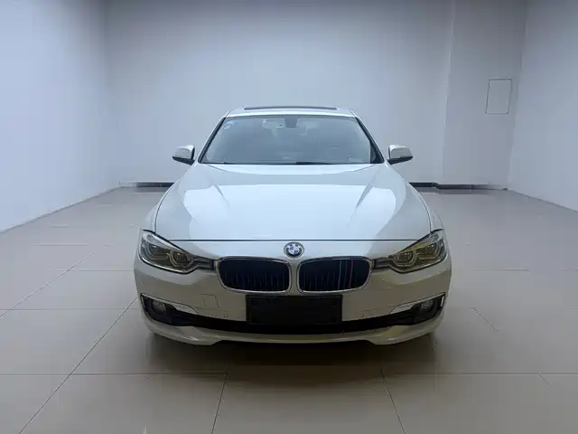 BMW 3 Series 2017 320Li Fashion — фото 2