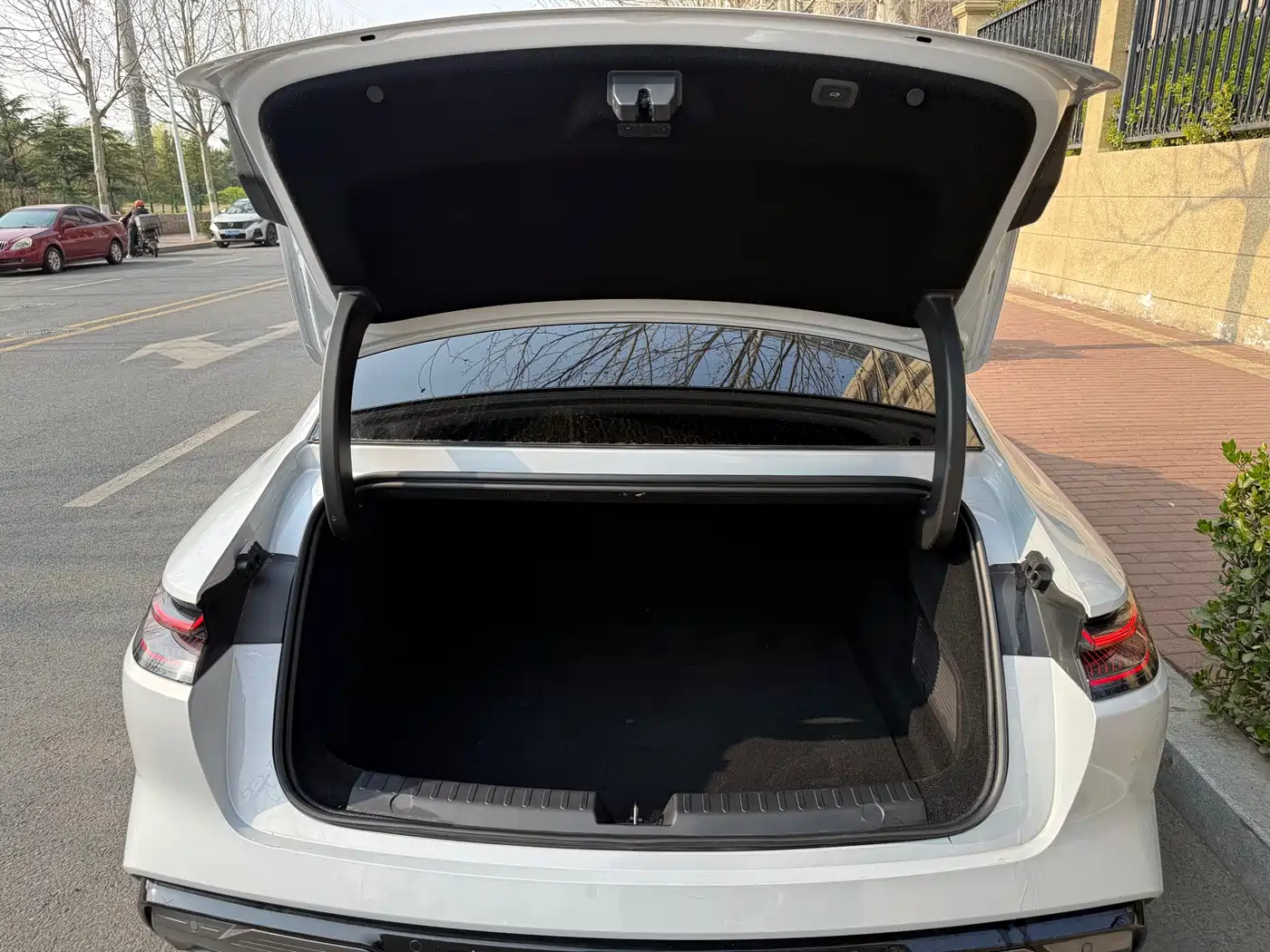 Geely Galaxy Galaxy E8 2025 2025 700km Long Voyage Smart Drive Edition