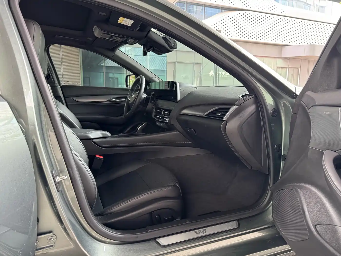 Cadillac CT5 2024 28T Luxury Model Pro фото 17