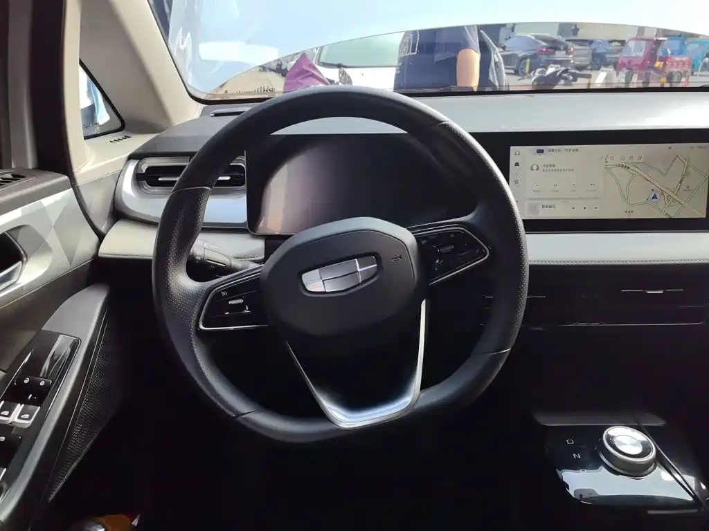 Фото 6 - Geely Geometry E Firefly