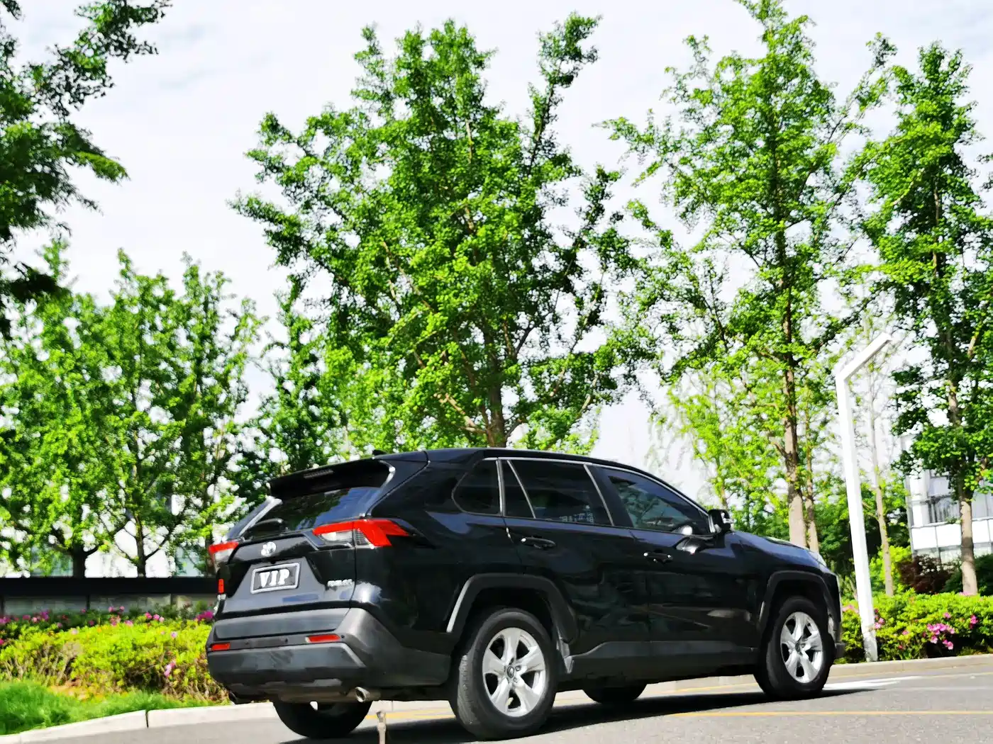 Toyota RAV4 Rongfang 2023 2.0L CVT 2WD Urban Edition фото 6