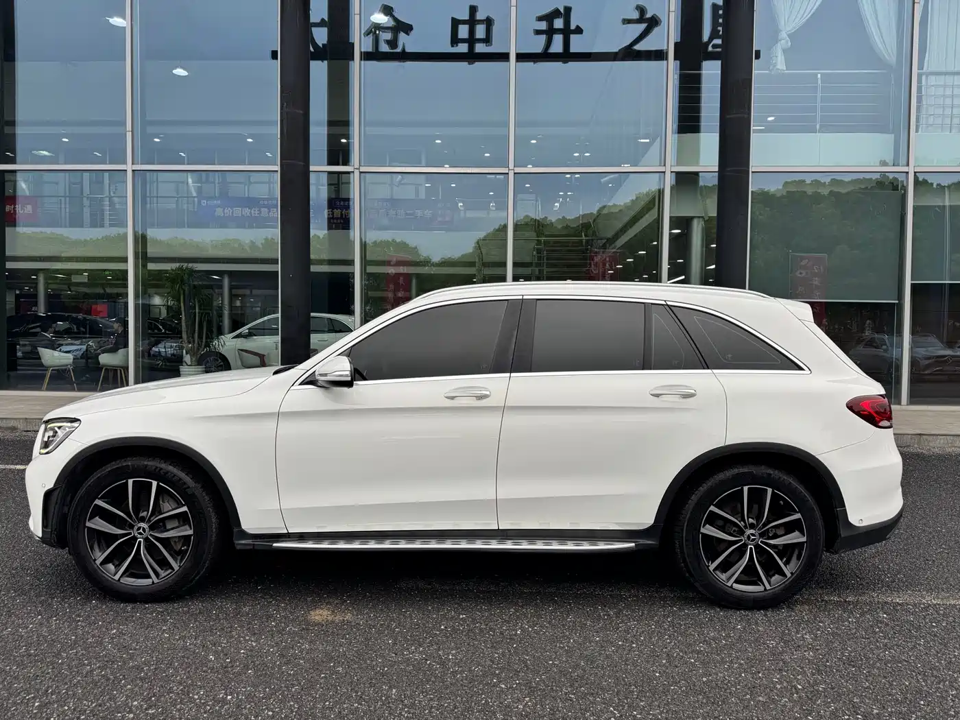 Mercedes-Benz GLC 2020 GLC 300 L 4MATIC Dynamic фото 7