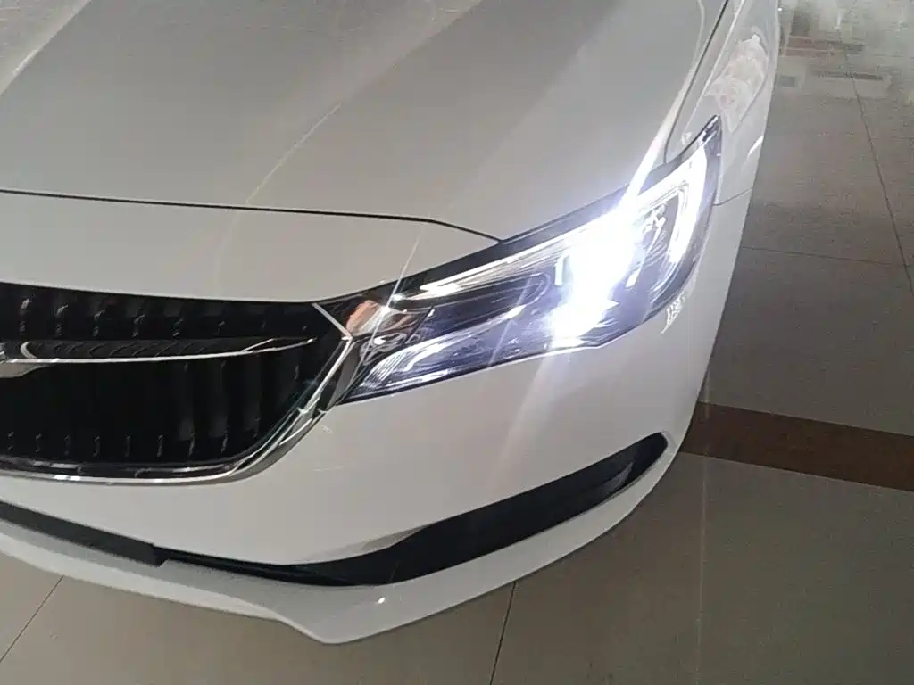 Buick GL6 2022 2021 323T Mild Hybrid Connected Luxury