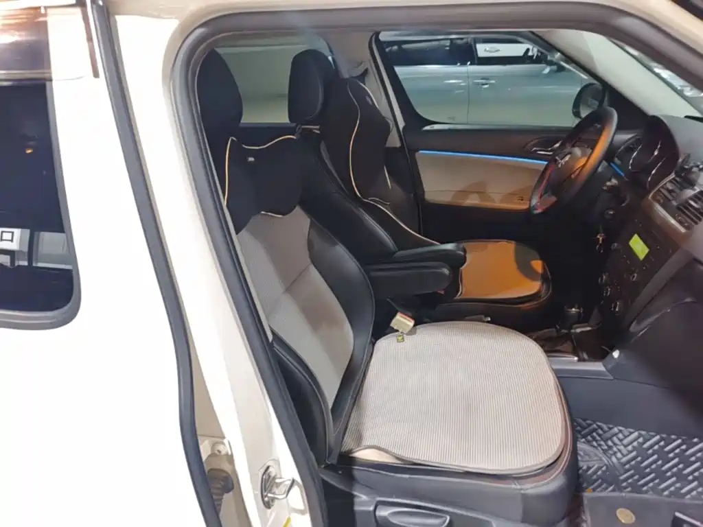 Photo 25 - Škoda Yeti