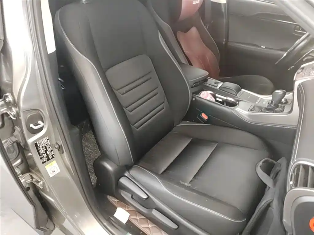 Lexus NX 2017 200 FWD Sharp Edition фото 25