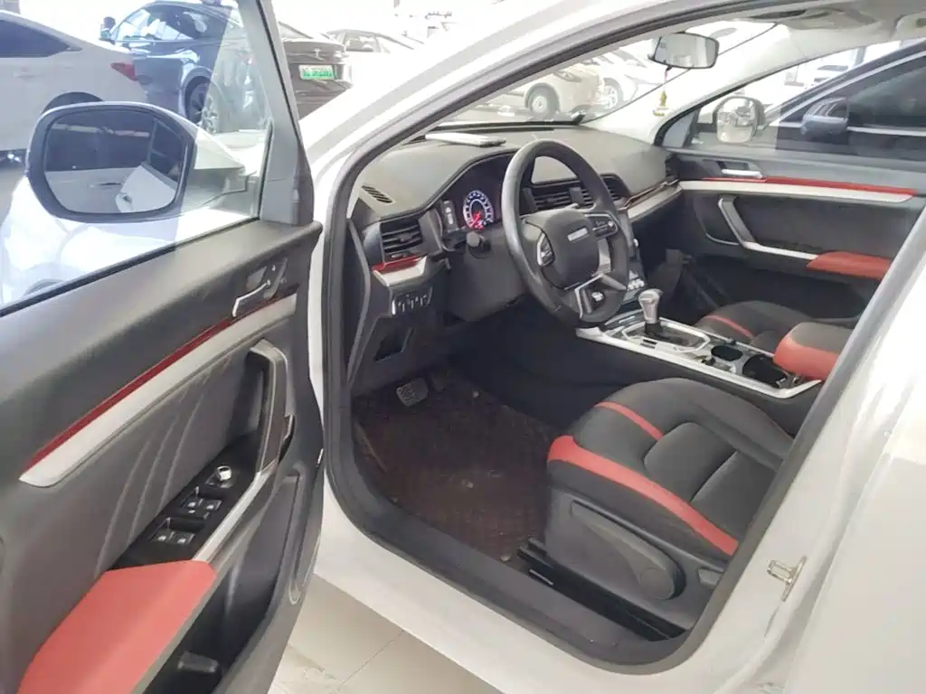 Haval H4 2019 2019 1.5GDIT DCT Luxury Smart Connect Edition China V