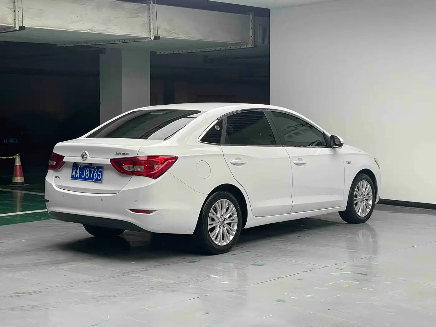 Buick Excelle 2016 15N Automatic Elite фото 6