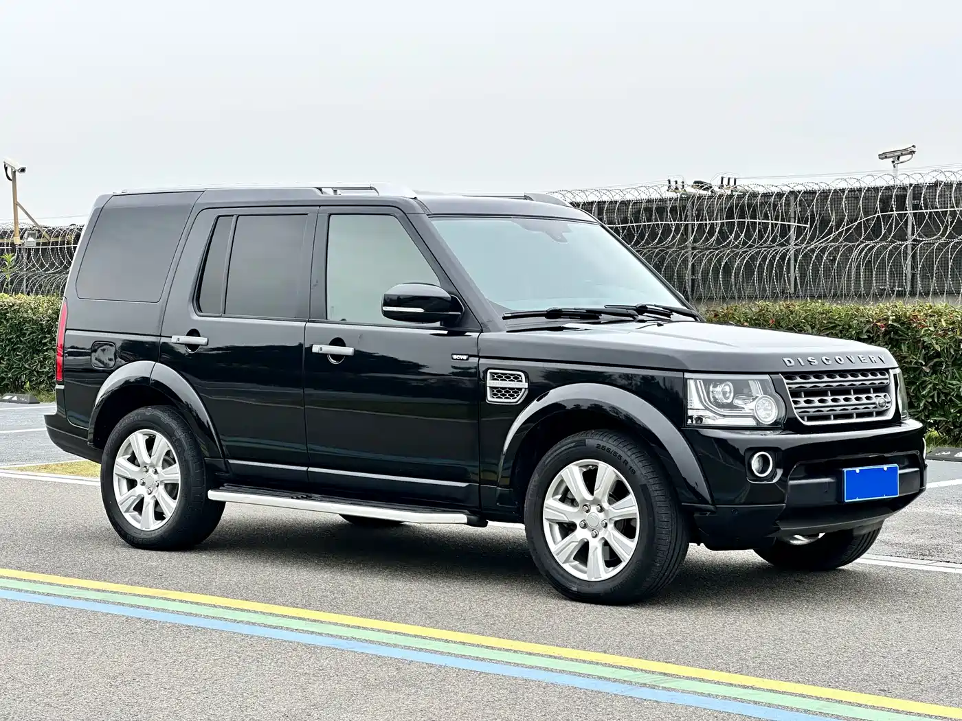 Land Rover Discovery 2016 3.0 SC V6 HSE Luxury фото 3