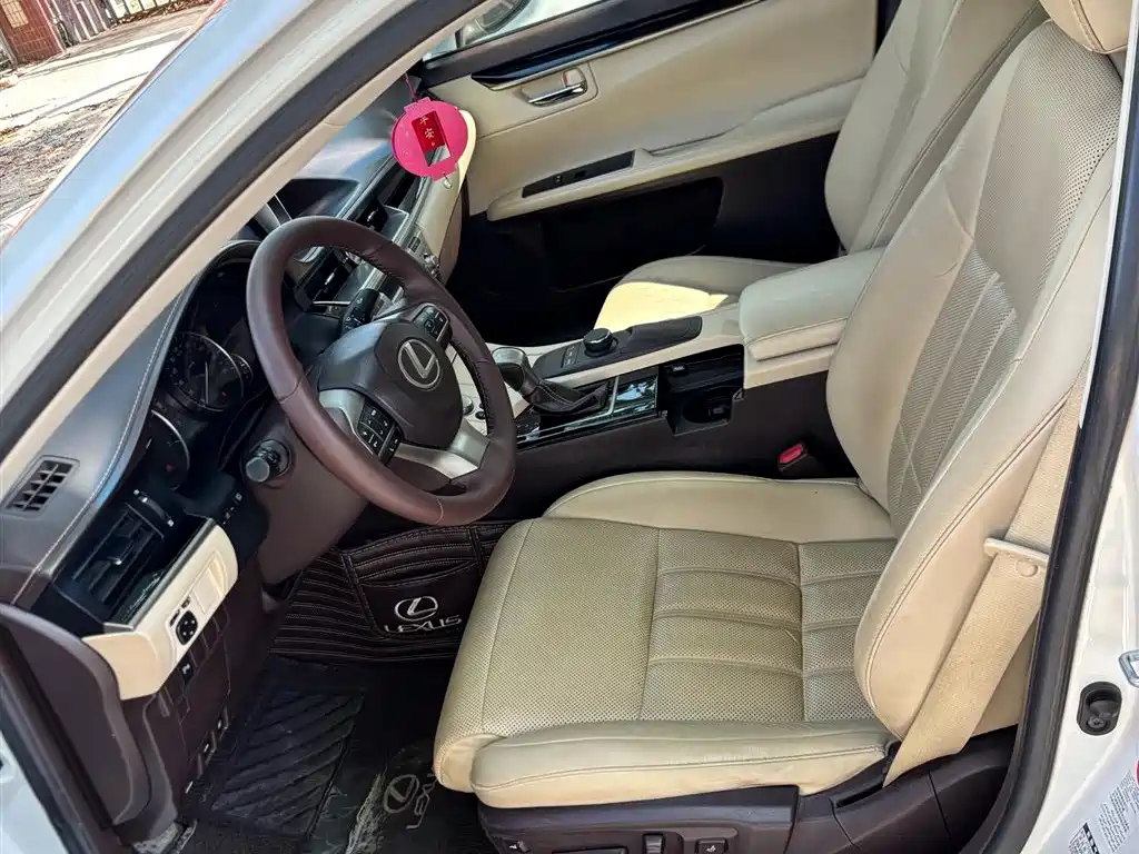 Lexus ES 2015 200 Elite Edition фото 4