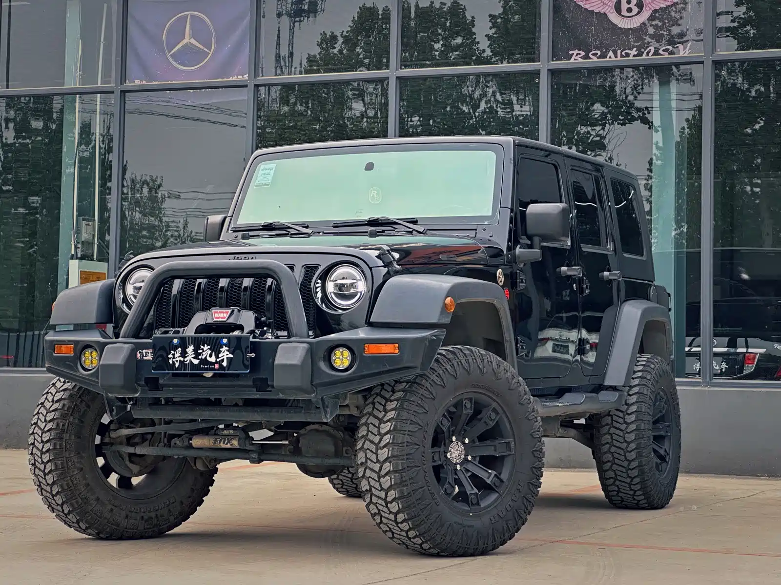 Фото 3 - Jeep Wrangler