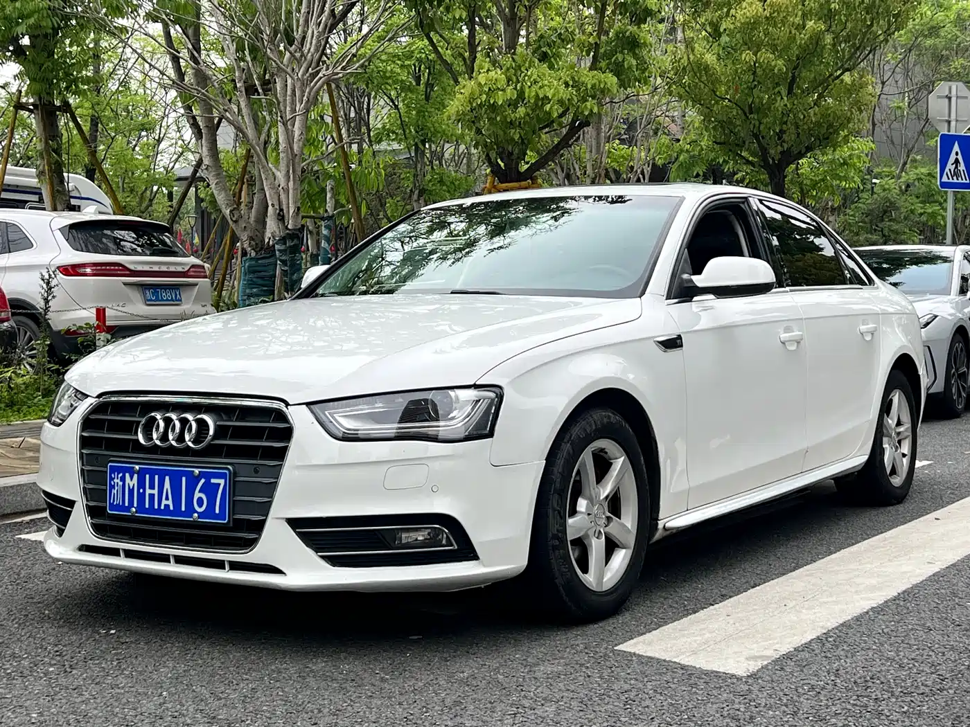 Audi A4L 2013 35 TFSI Automatic Standard