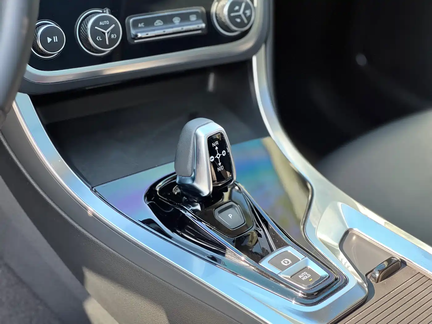 Lynk & Co 01 2019 2.0T 2WD Type Pro Version China V фото 13