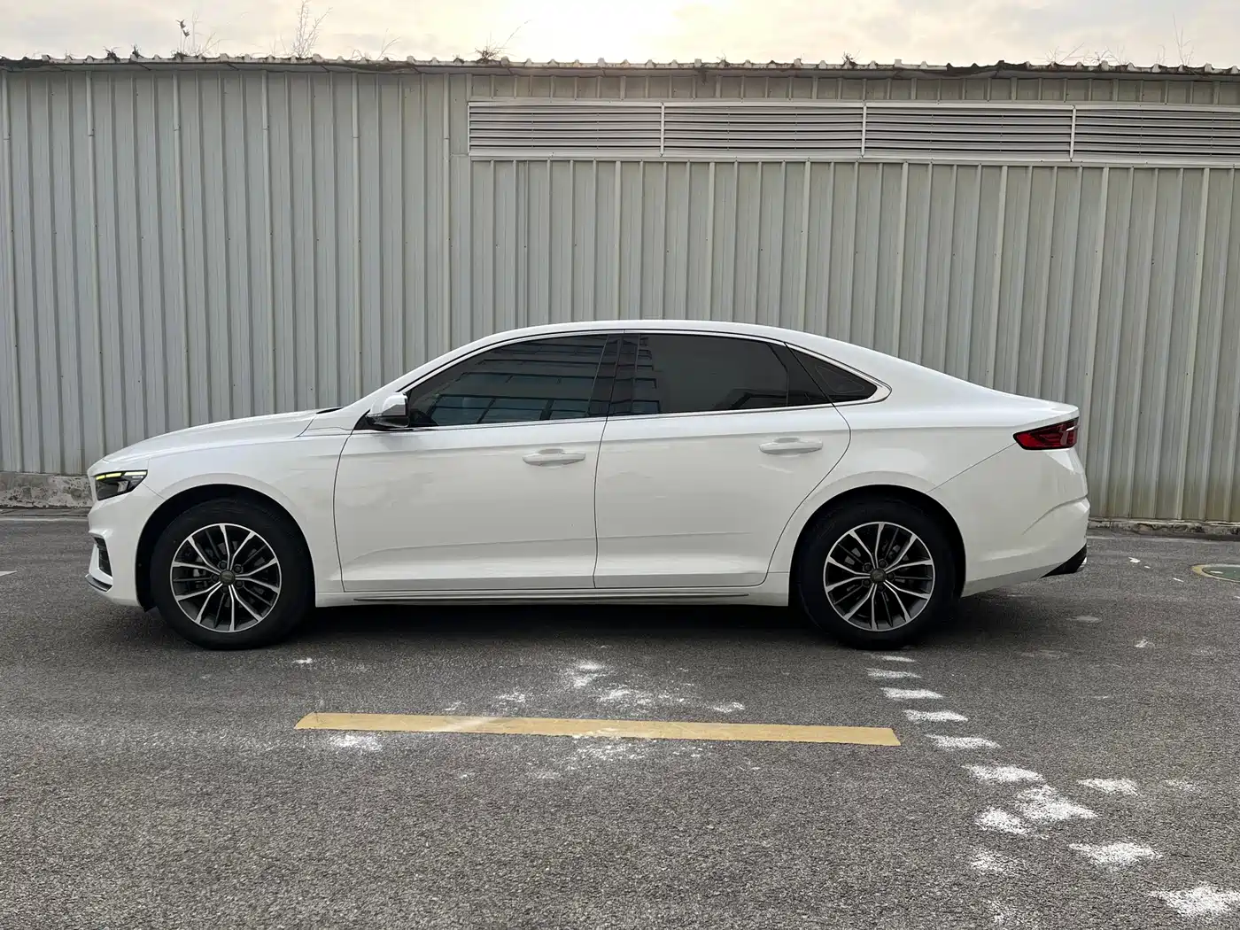 GEELY AUTOMOBILE XINGRUI