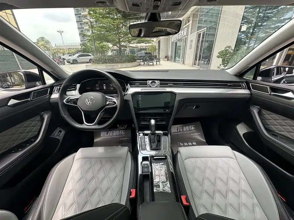 Volkswagen Magotan 2023 2 Million Units Anniversary Edition 330TSI DSG Leading Type фото 5