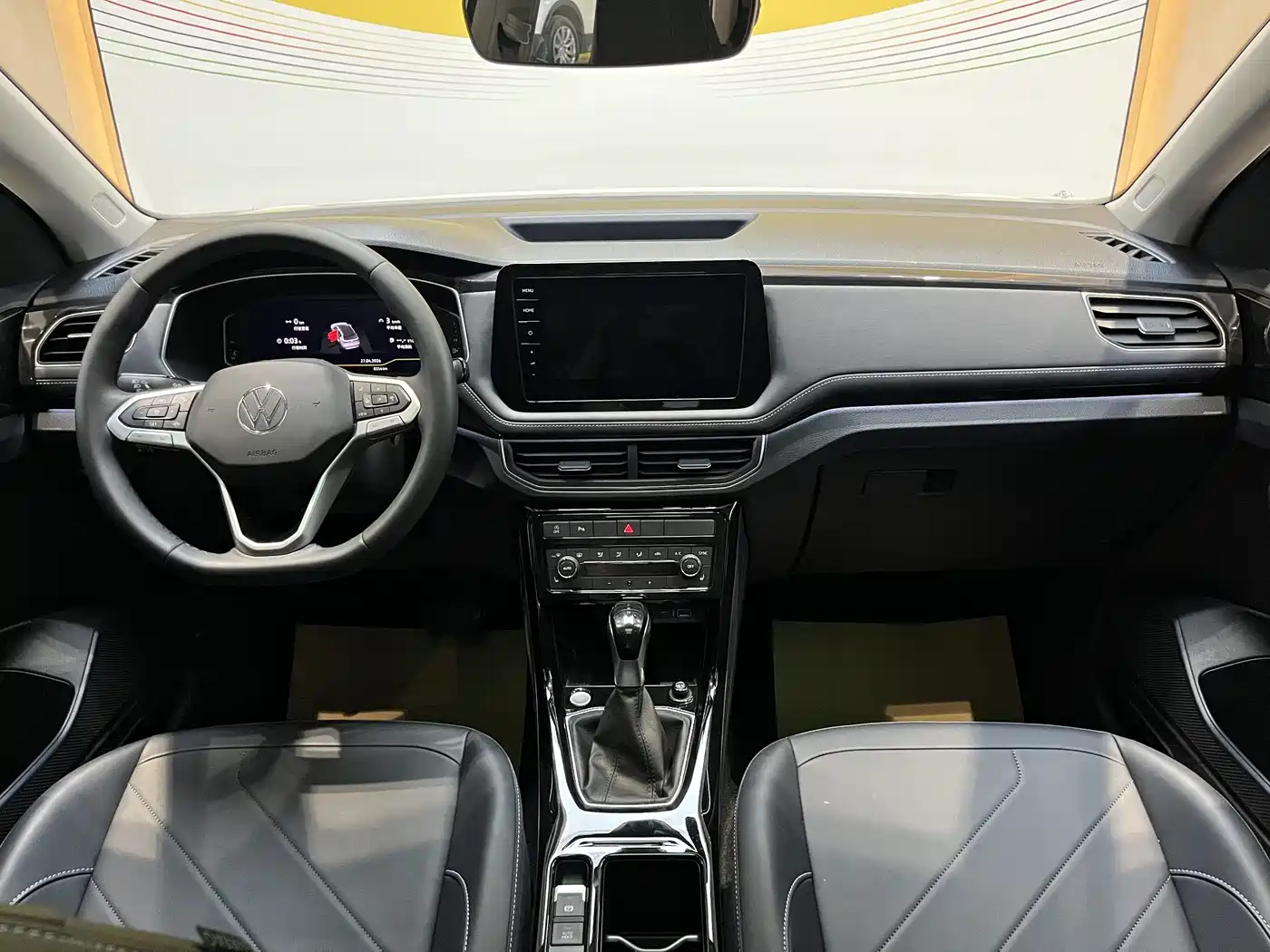 Volkswagen Tharu 2025 New Edge 300TSI Enjoyment Edition фото 9