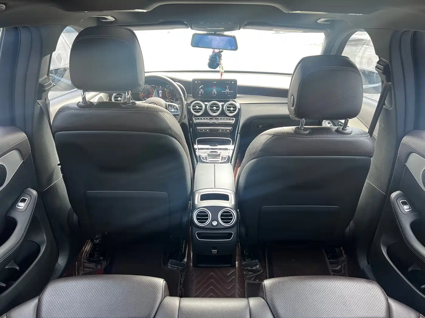Mercedes-Benz GLC 2022 Facelift III GLC 260 L 4MATIC Dynamic фото 18