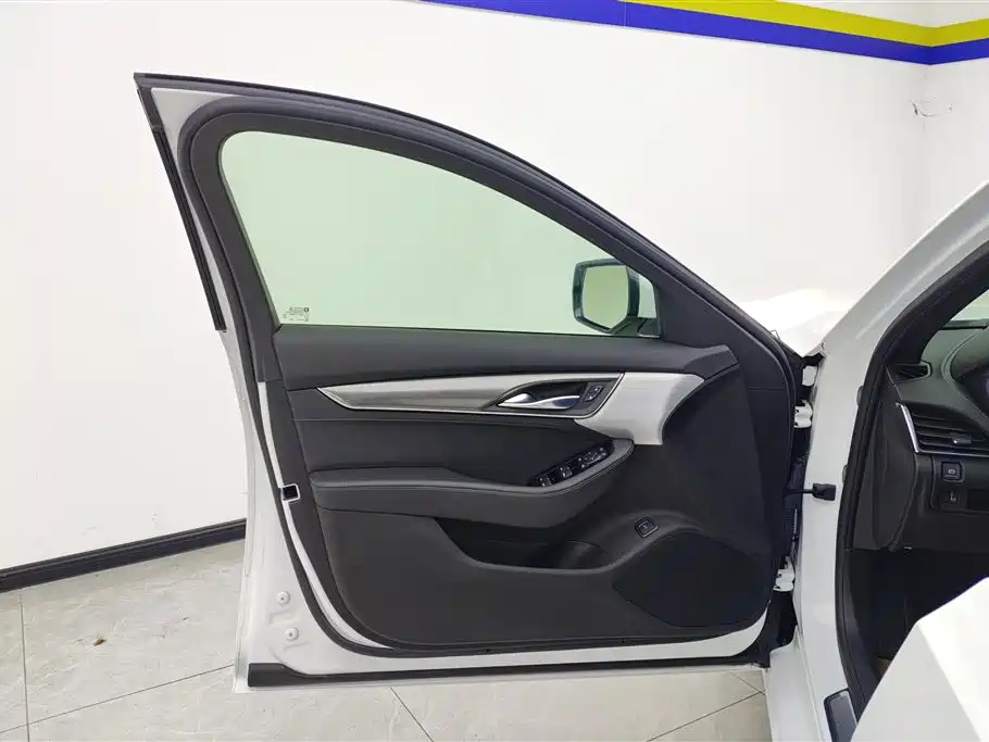 Cadillac CT5 2021 28T Luxury фото 7