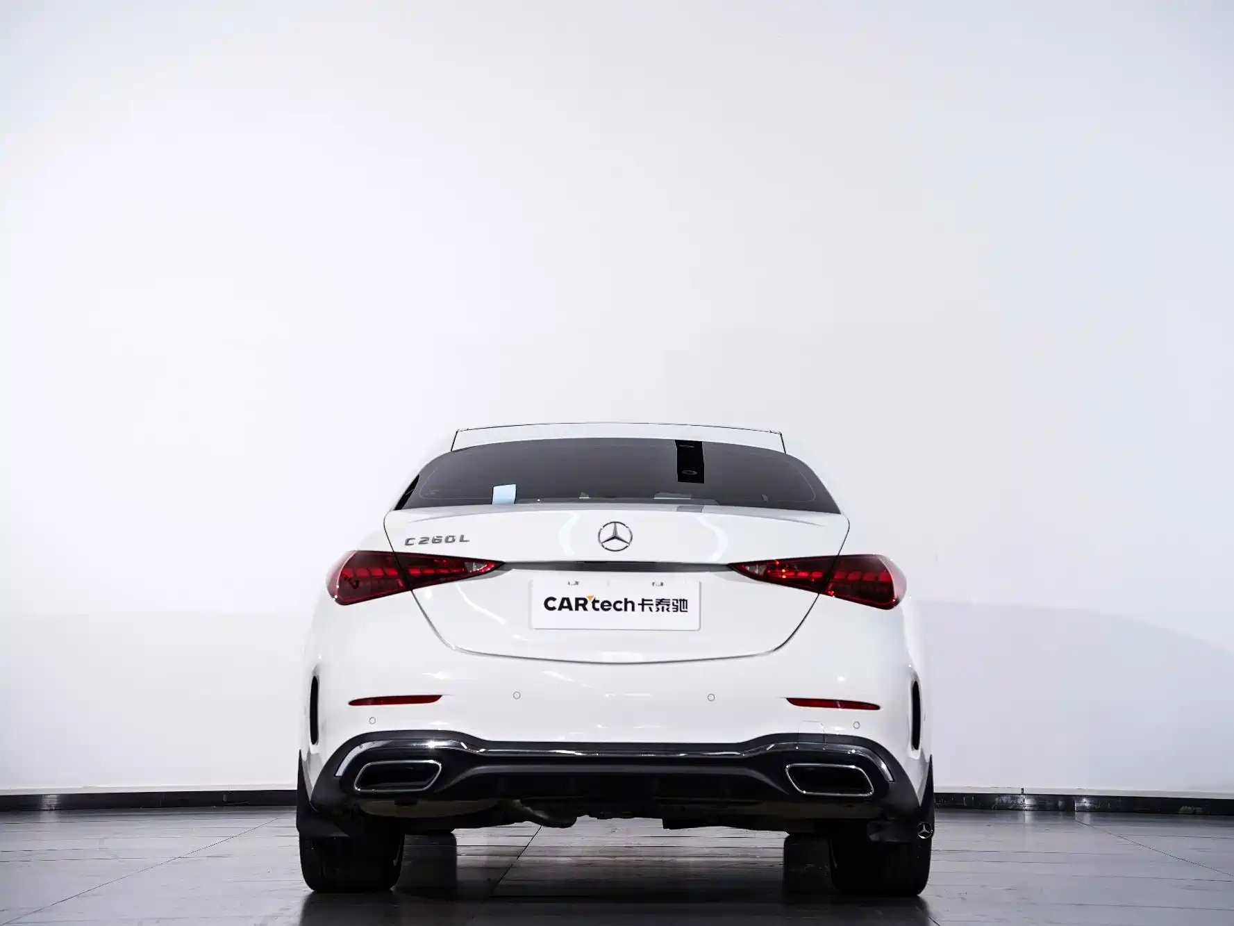 Фото 28 - Mercedes-Benz C-Class