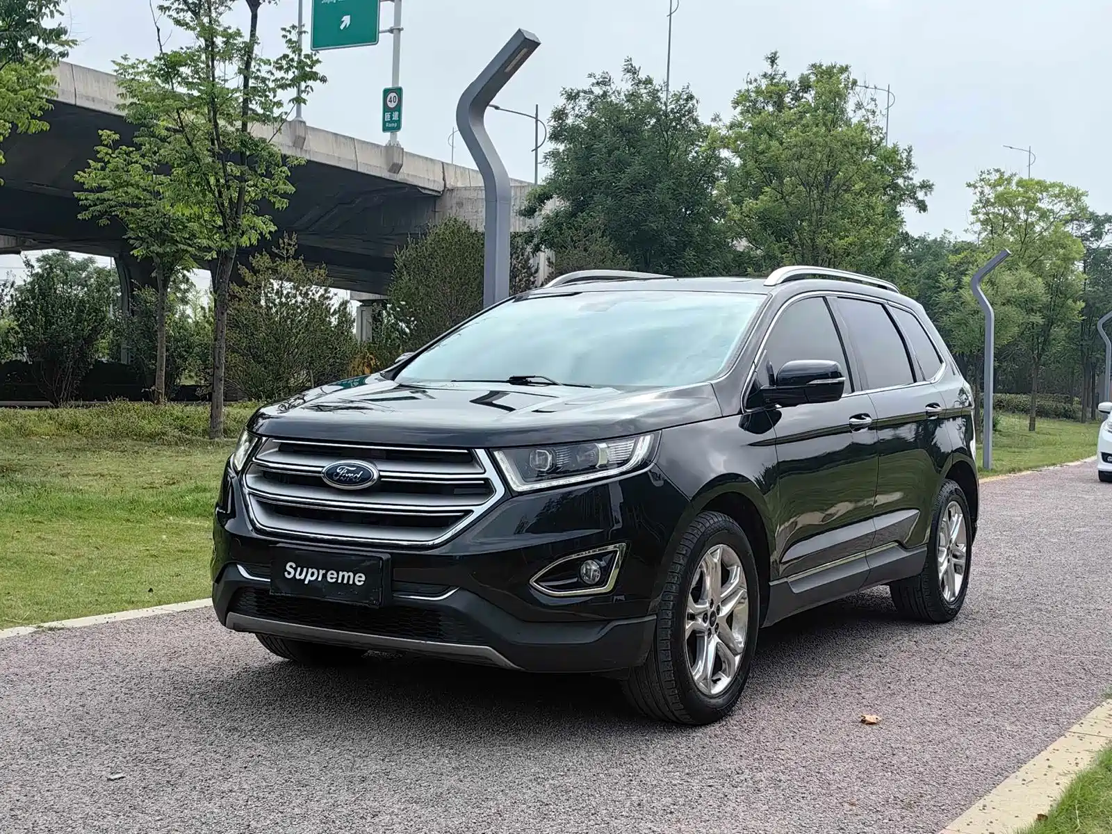 Фото 1 - Ford Edge