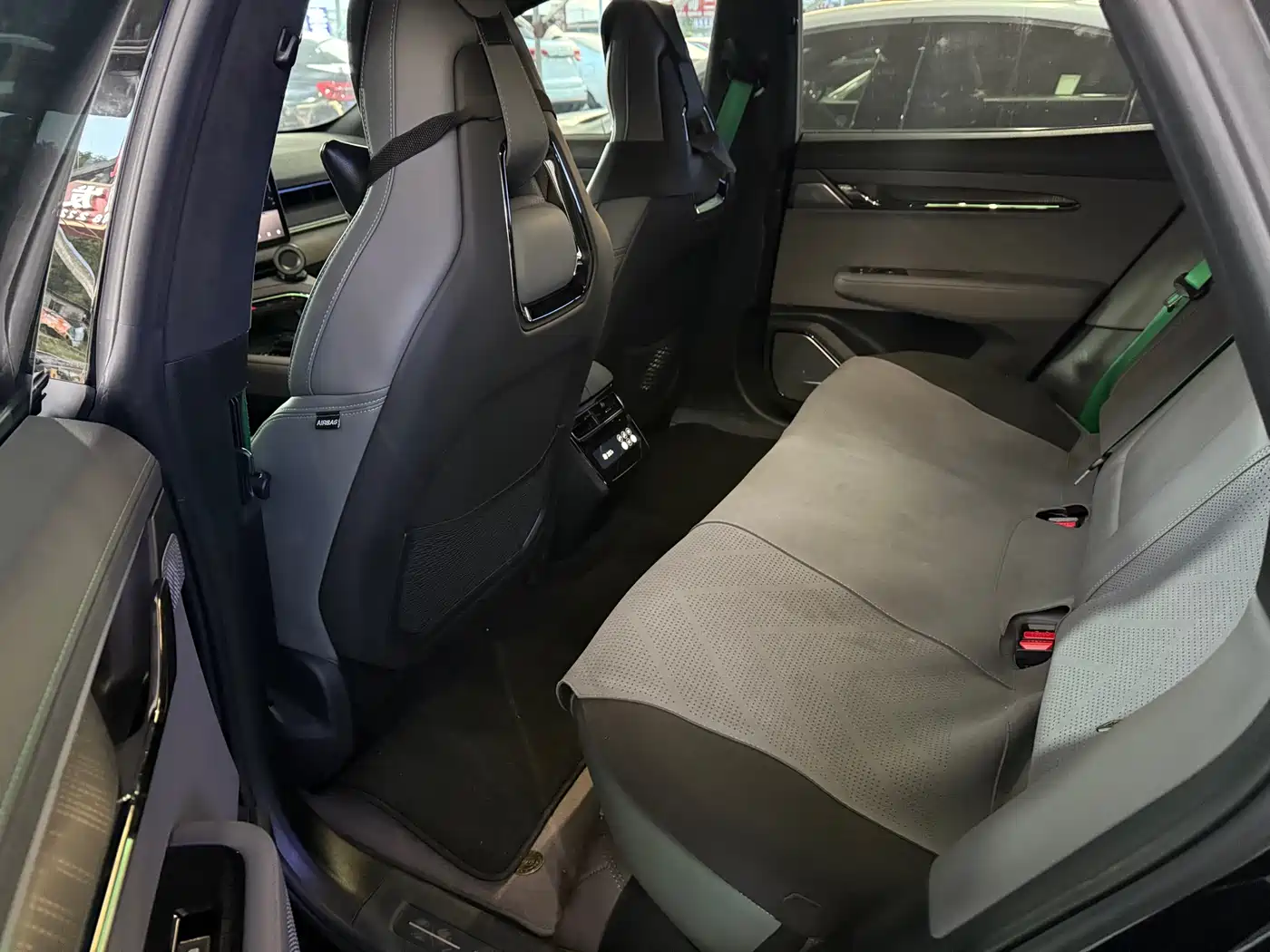 ZEEKR EXTREME KRYPTON 001