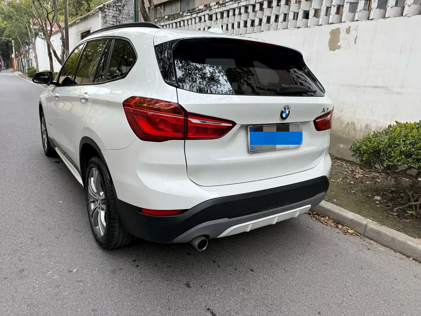 BMW X1 2018 sDrive18Li Premium Model фото 8