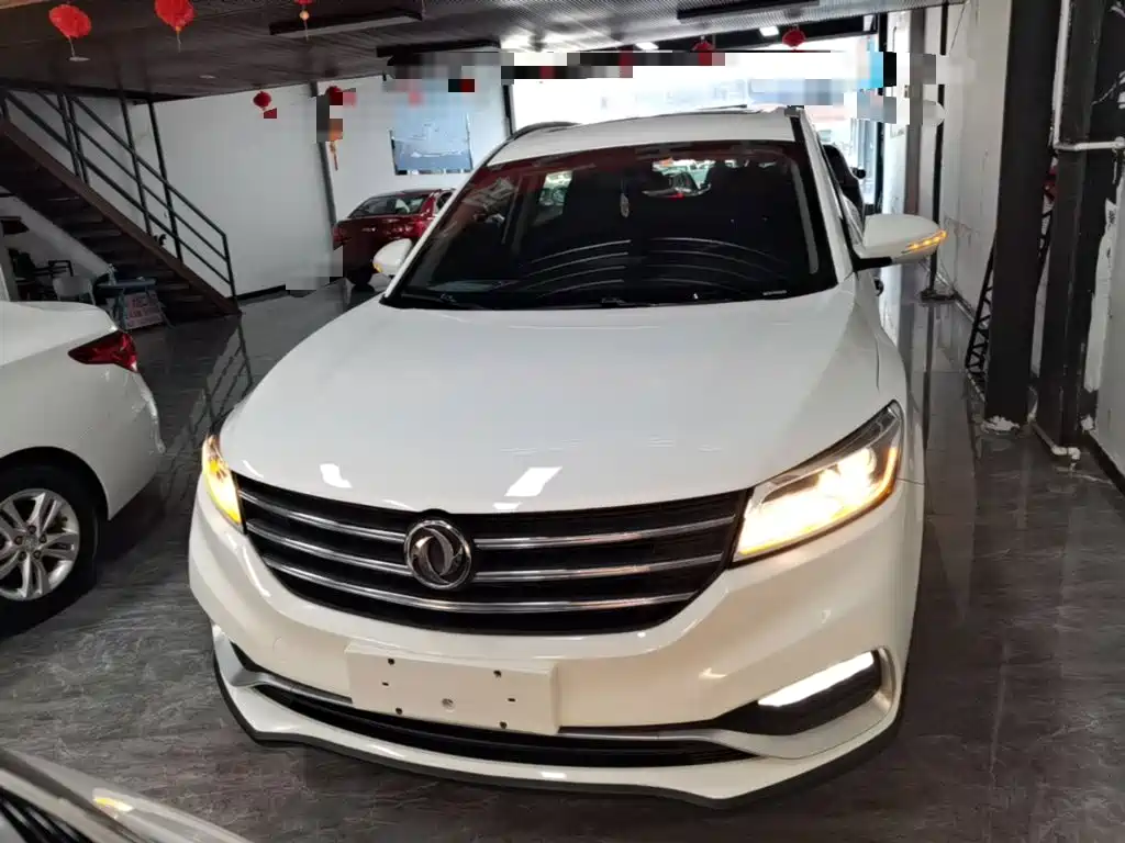 Dongfeng Fengguang Fengguang 580 2020 2020 1.5T CVT Luxury