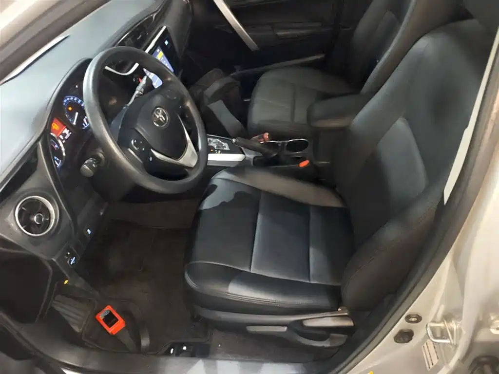 Toyota Corolla 2018 1.2T S-CVT GL-i Smart Shine Edition фото 15