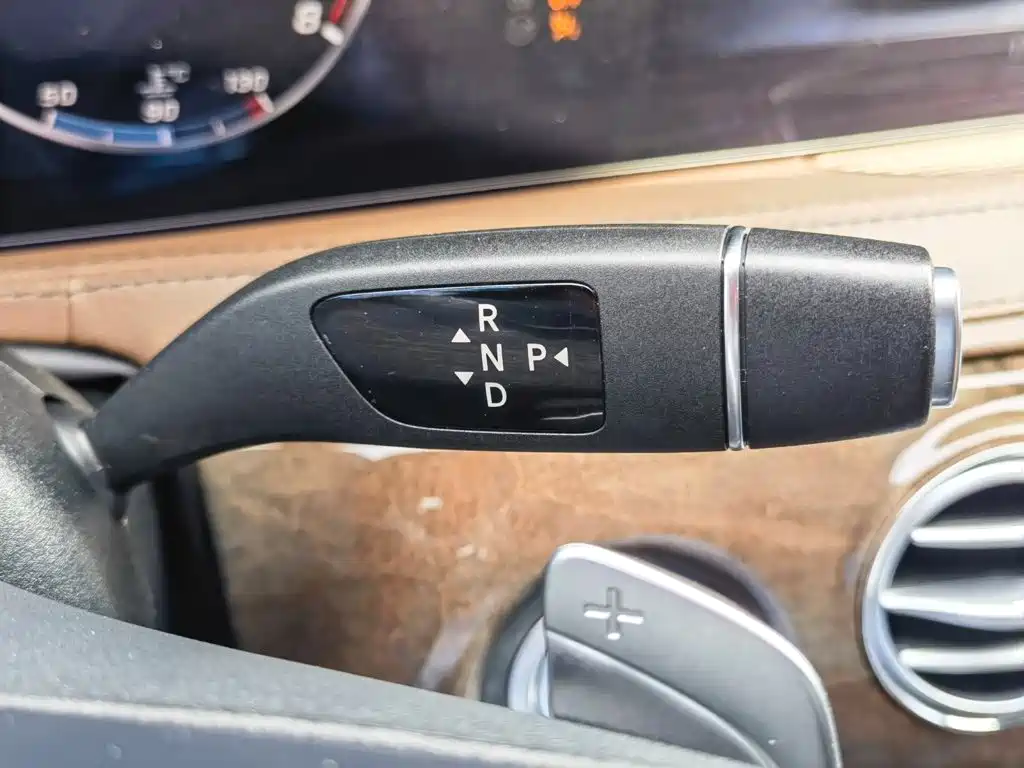 Фото 12 - Mercedes-Benz S-Class