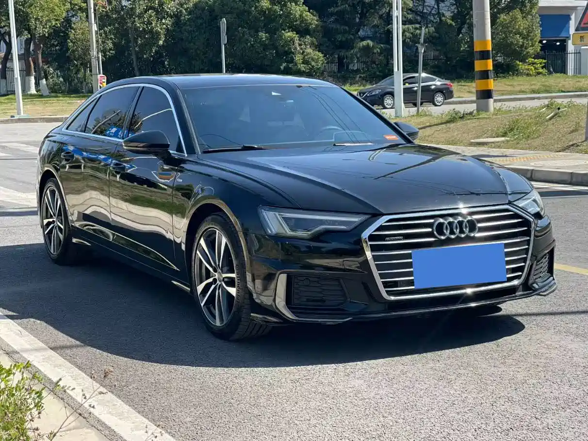 Audi A6L 2019 40 TFSI Luxury Dynamic фото 3