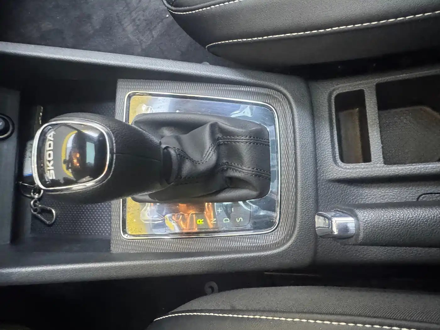 Škoda Kamiq 2022 1.5L Automatic Comfort Edition фото 14
