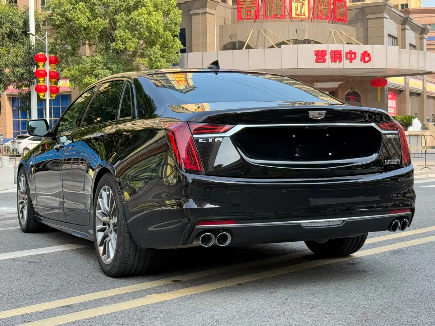 CADILLAC CT6