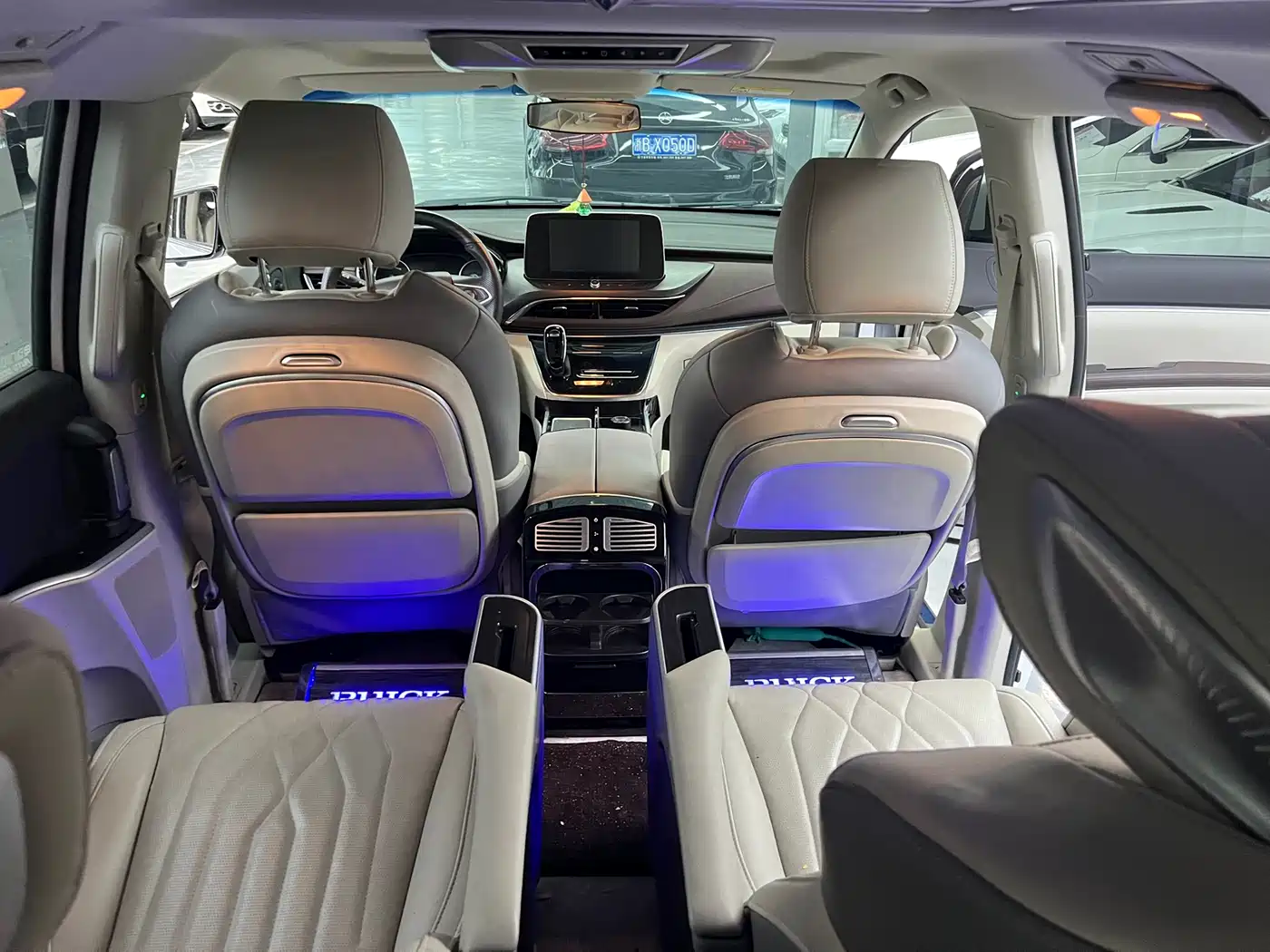 Buick GL8 2021 Land Business Class 652T Luxury фото 22