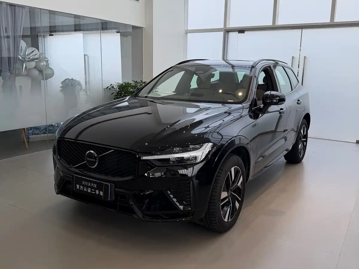 Фото 1 - Volvo XC60