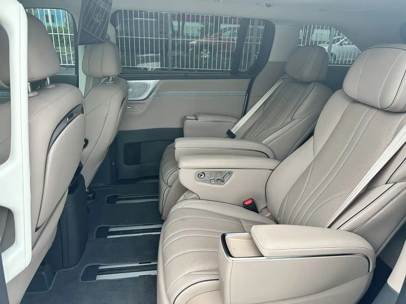 XPeng X9 2026 2025 Extended Range Edition