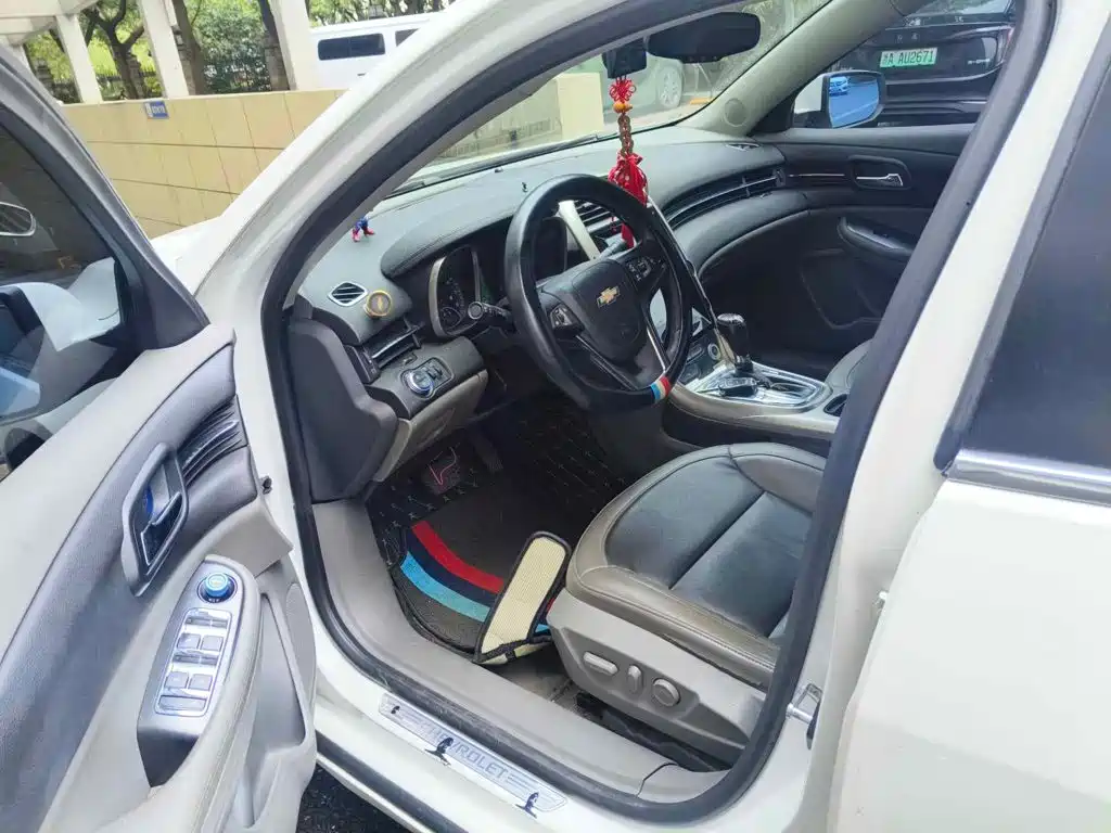 Chevrolet Malibu 2012 2012 2.0L Automatic Luxury Edition