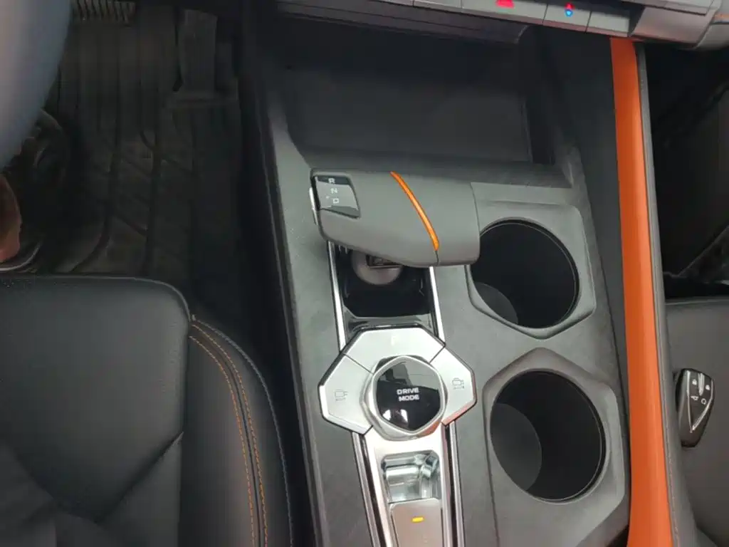 Changan UNI-V iDD 2023 2023 ZhiDian iDD 1.5T 113km Smart Fun Edition
