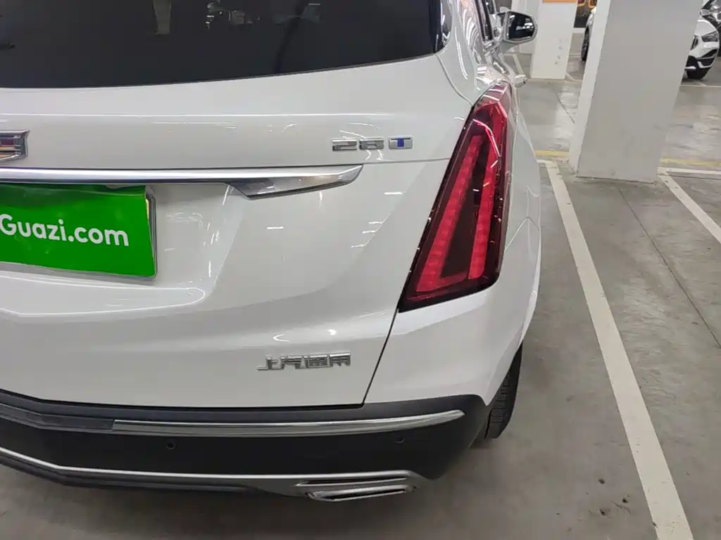 Cadillac XT5 2023 2022 2.0T 2WD Luxury