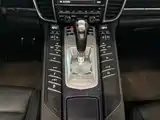 Photo 11 - Porsche Panamera