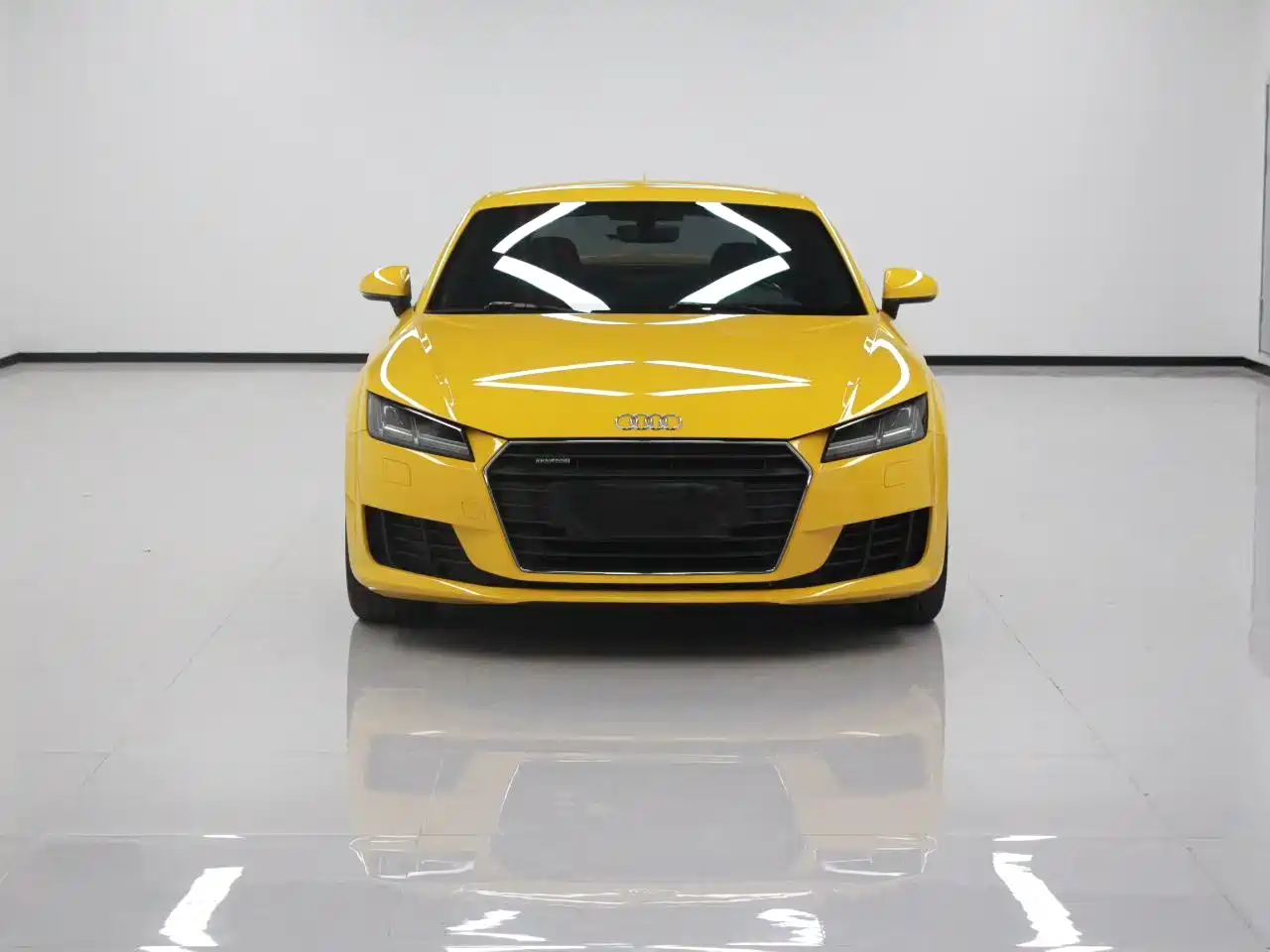 Audi TT 2015 TT Coupe 45 TFSI quattro фото 2