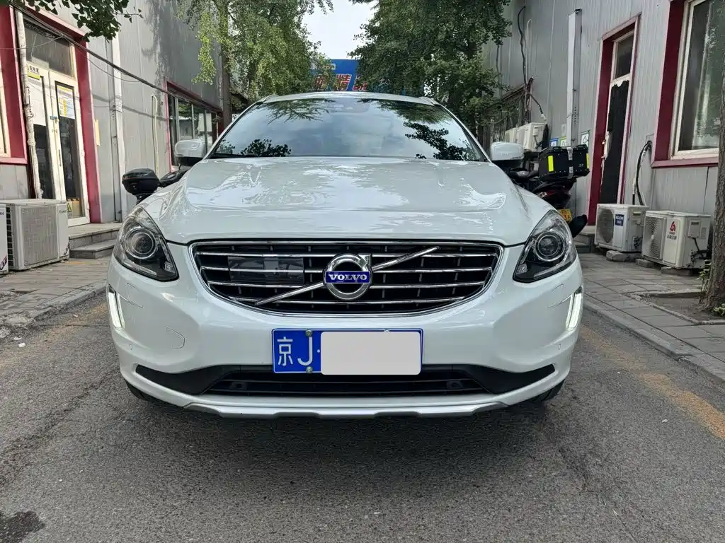 Volvo XC60 2016 — пригон из Китая