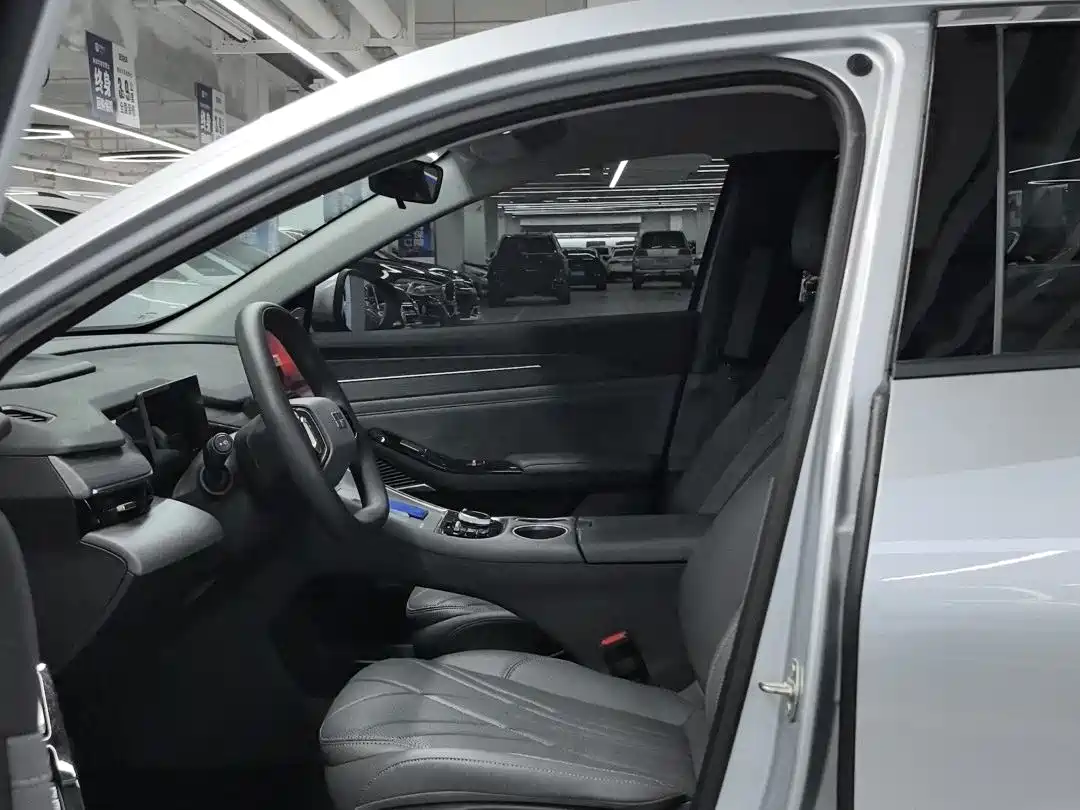 GEELY GALAXY GALAXY L6